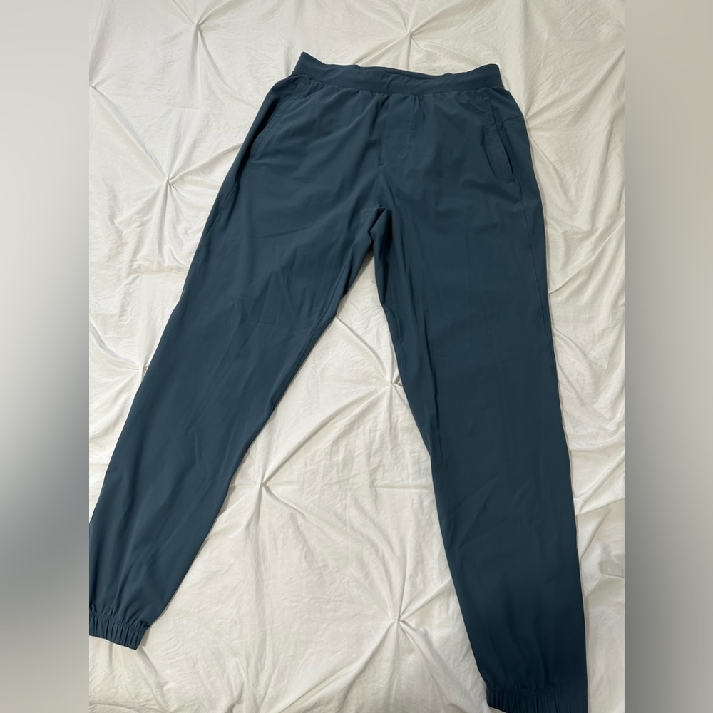 Men’s Lululemon